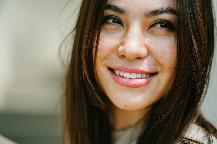 Soczewki kontaktowe jednodniowe – jakie są ich zalety?