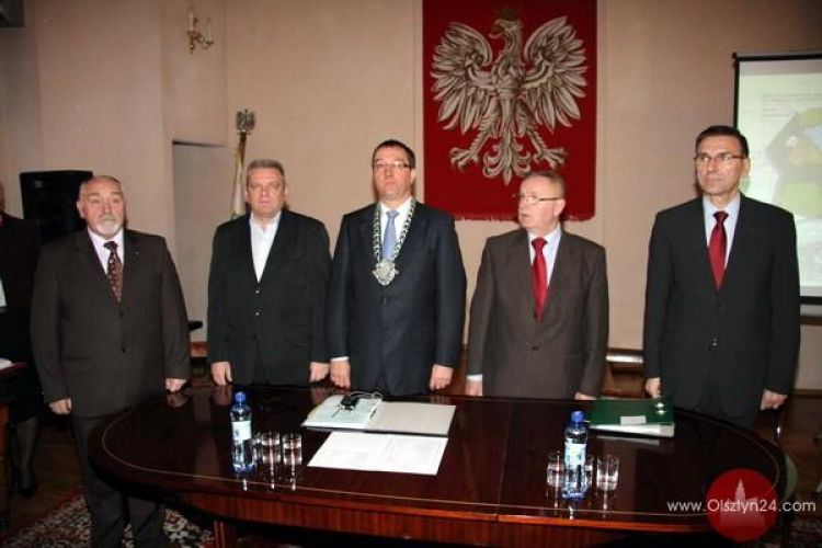 Obradowali nadzwyczajnie o sprawach zwyczajnych