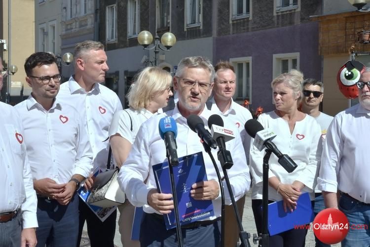 Koalicja Obywatelska przedstawiła swoich kandydatów na posłów i senatorów