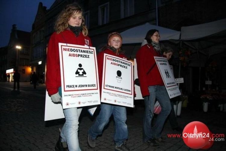 Przed Światowym Dniem Walki z AIDS