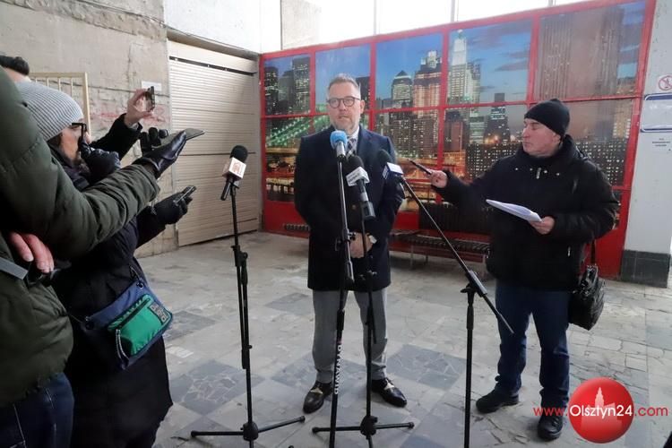 Zamiar kolejarzy udostępnienia podróżnym nowego dworca w Olsztynie się nie powiódł