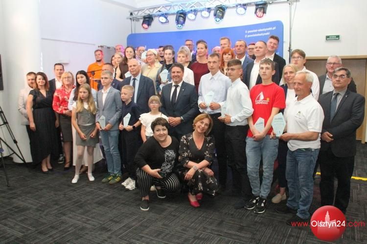 Nagrody dla najlepszych sportowców powiatu olsztyńskiego