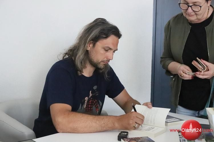 Opowieści ze statku w Planecie 11