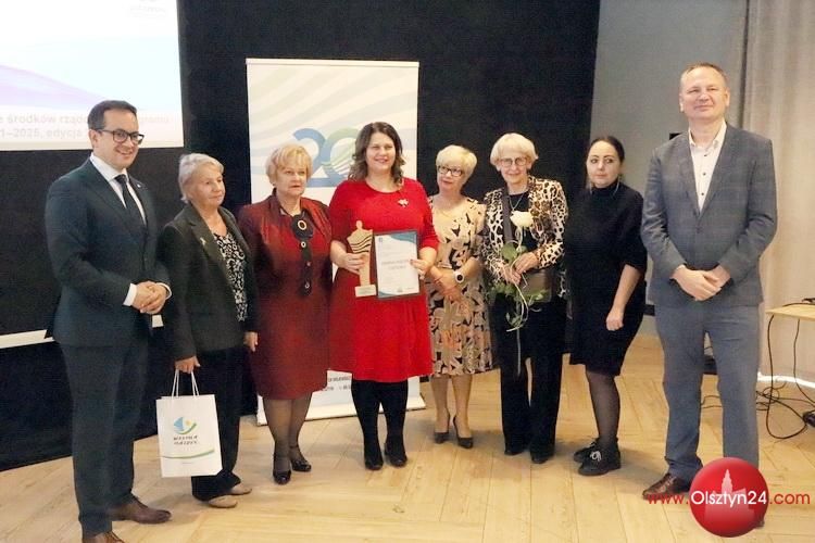 Najaktywniejsi seniorzy z Warmii i Mazur odebrali nagrody i wyróżnienia