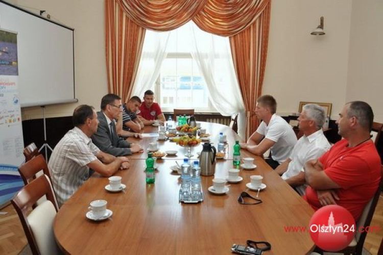 Kajakarze z wizytą u prezydenta miasta