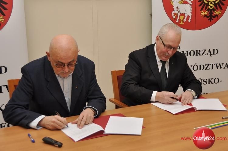 Podpisano pierwsze porozumienia w sprawie ogólnopolskiej karty dużej rodziny 