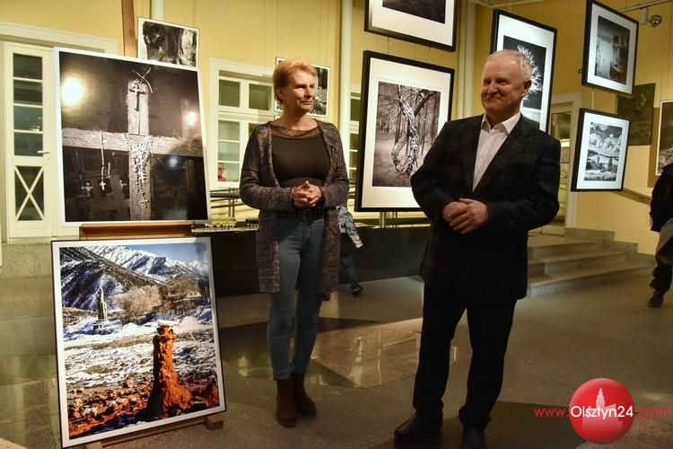 „Fotografię wielkoformatową” Wojciecha Wojnowskiego prezentuje Galeria Stary Ratusz WBP