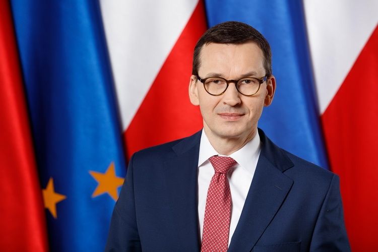 Zakaz opuszczania domu i zakaz zgromadzeń powyżej 2 osób. Wprowadzono kolejne obostrzenia