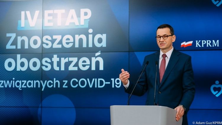 IV etap znoszenia obostrzeń ogłoszony. Bez maseczek w przestrzeni otwartej od 30 maja 