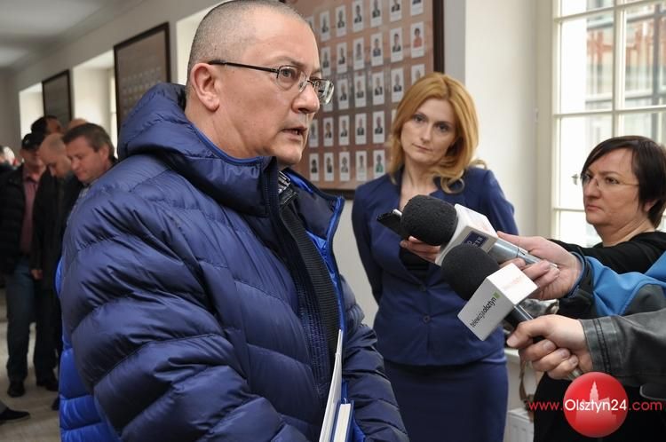 Gorąco wokół sporu o należności za budowę sieci internetu szerokopasmowego w województwie