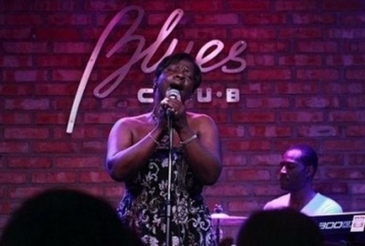 Olsztyńskie Dobranocki Bluesowe wracają, z Wandą Johnson na czele