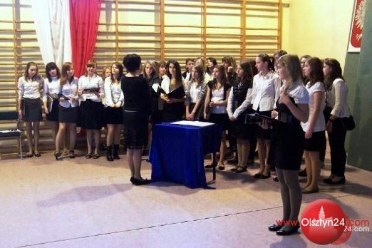 Gimnazjum nr 5 uczciło koncertami Dzień Święta Niepodległości