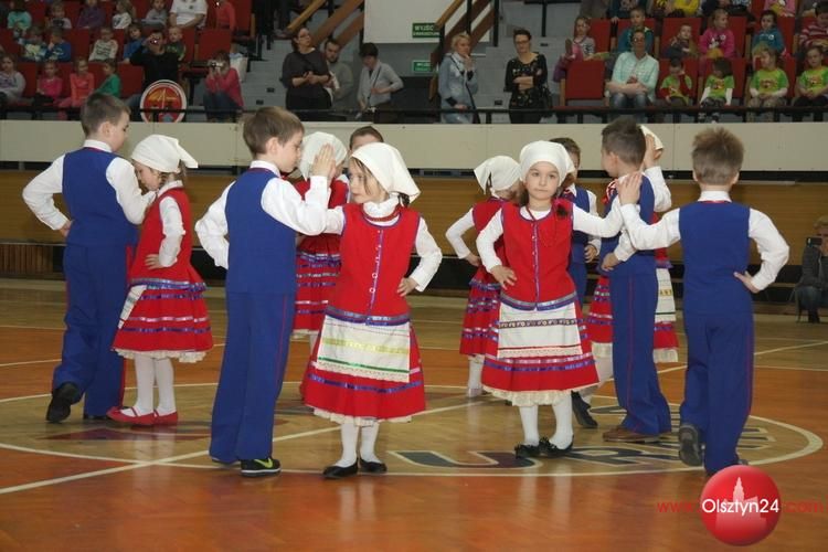 Przedszkolaki bawiły się zdrowo i sportowo w Uranii