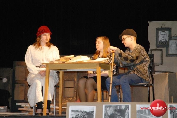 Obchody Dnia Pamięci o Holokauście i przeciwdziałaniu zbrodniom przeciwko ludzkości w olsztyńskim CEiIK-u