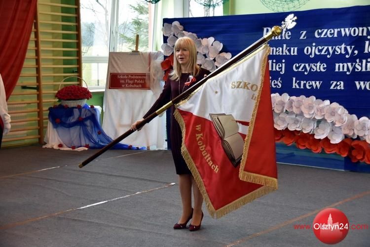 Kobułty mają szkołę im. Flagi Polski