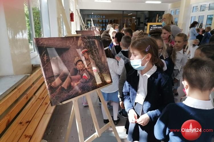 Sierpniowe Portrety okiem Moniki Lisowskiej