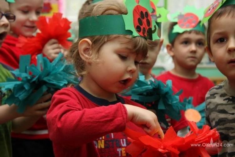 Świetlice i ogniska zamiast żłobków i przedszkoli