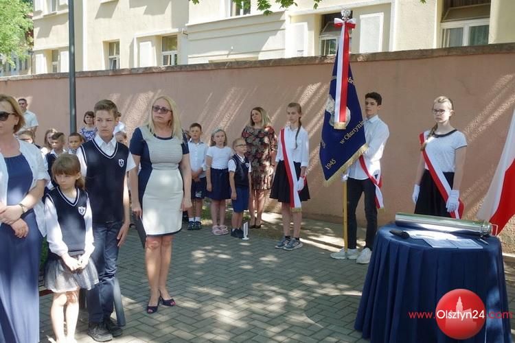 Kapsuła Czasu upamiętniła 75-lecie Szkoły Podstawowej nr 2 w Olsztynie