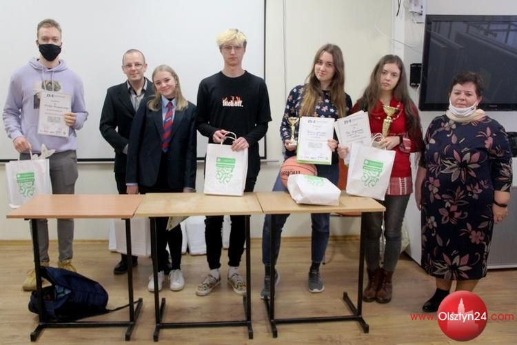 W Technikum nr 7 rozstrzygnięto konkurs „Kartograf Ekonomika”