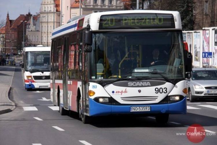 Wakacyjne zmiany w komunikacji miejskiej