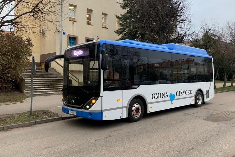 Nowe „elektryki” Yutong dojechały do gminy Giżycko