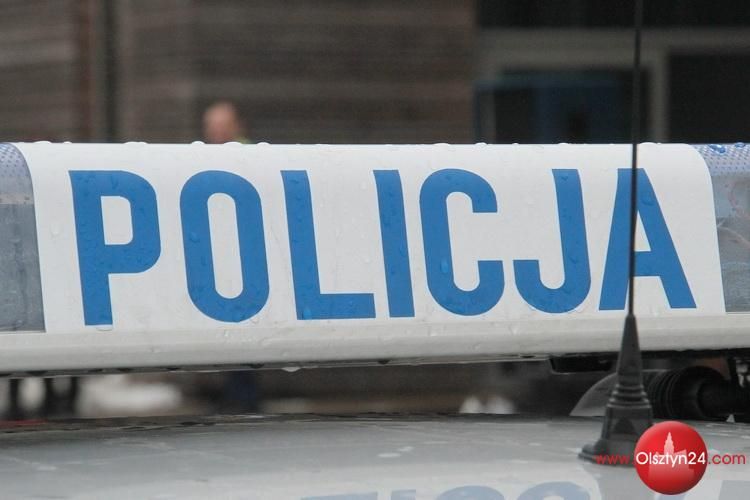 Trwa akcja wydobywania awionetki