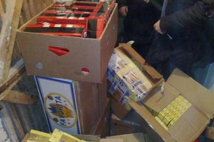 Zabezpieczyli prawie 10 tys. paczek papierosów