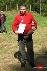 Policjanci wzięli puchary 