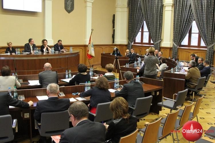 Radni dali prezydentowi „glejt” do prowadzenia negocjacji z Michelin 