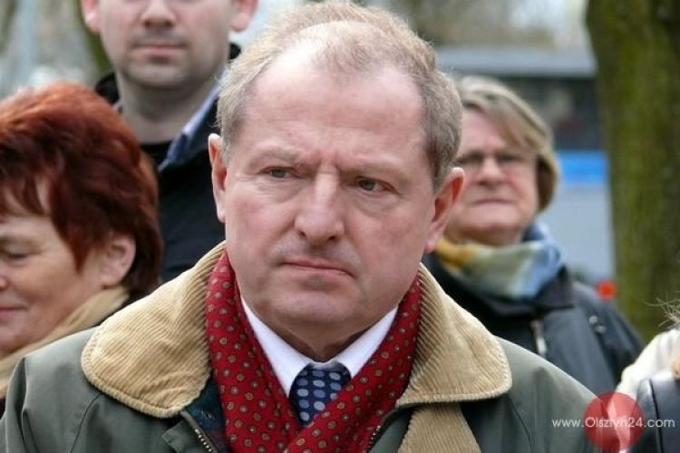 Poseł Iwiński pyta