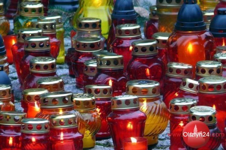 Dodatkowe autobusy na cmentarz