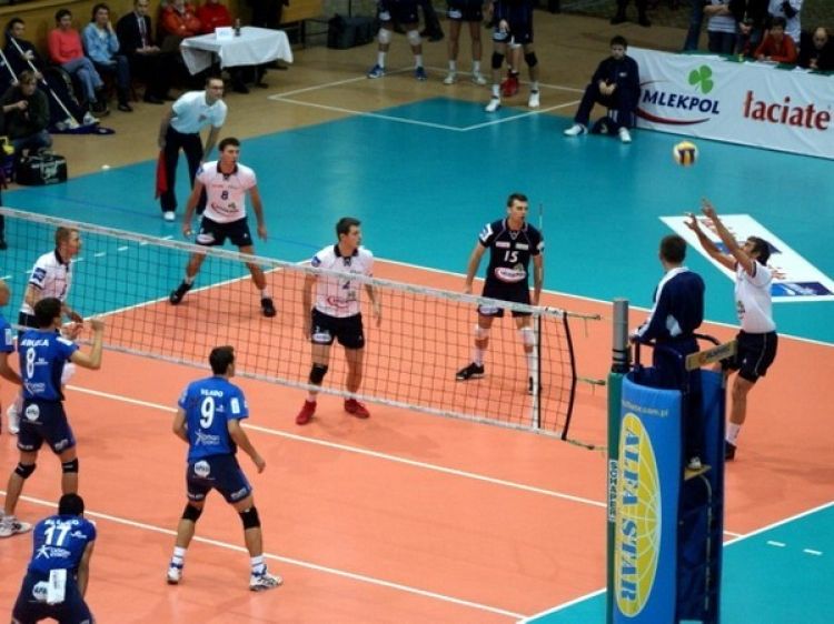 AZS w 1/4 finału Challenge Cup!