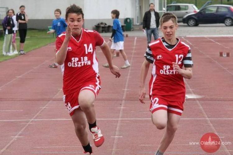 Podstawówki walczyły w czwórboju lekkoatletycznym