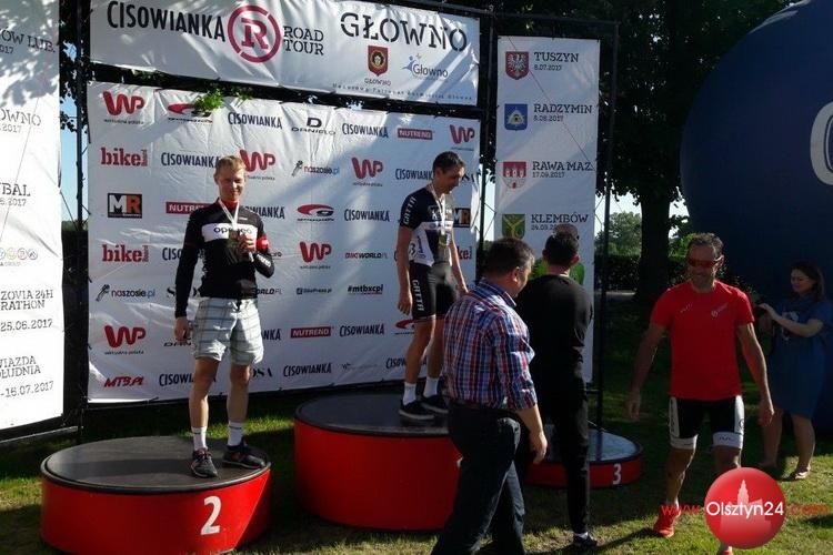 Olsztynianie w czubie wyścigu w Głownie 