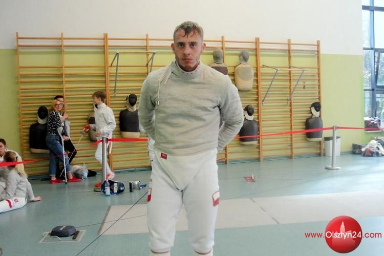 Czarek Białecki triumfatorem I Pucharu Polski Juniorów w szabli