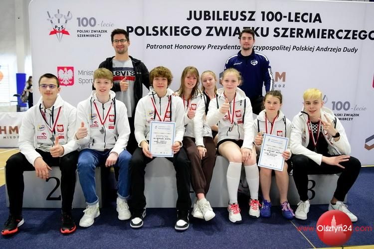 Szabliści z UKS Hajduczek Olsztyn zdobyli cztery medale na Ogólnopolskiej Olimpiadzie Młodzieży