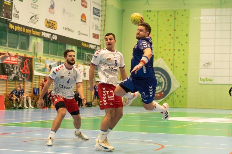 Zdeterminowani Warmiacy chcą zdobyć 3 punkty w 9. kolejce Ligi Centralnej