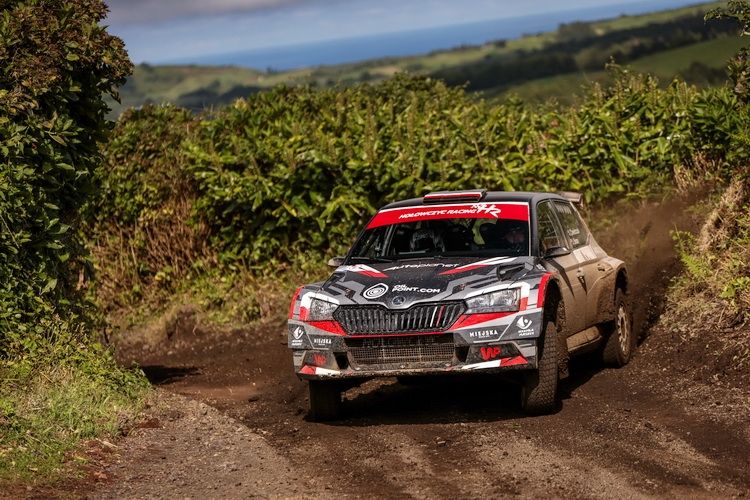 Jazda po krawędzi wulkanu: Chwietczuk i Baran przed Rajdem Azorów