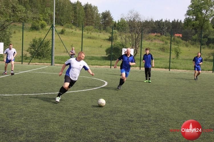 Samorządowcy na boisku