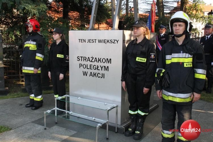 Strażacy pamiętali o kolegach poległych w służbie