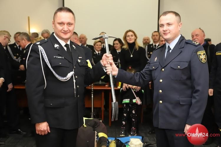 Sprzęt wartości ponad 20 tys. zł podarowali strażacy ochotnicy w powiatu olsztyńskiego strażakom z Ukrainy