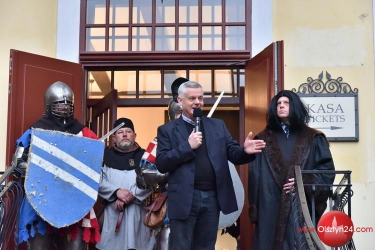 Pogoda olsztynianom niestraszna! Tłumy na Nocy Muzeów w olsztyńskim zamku