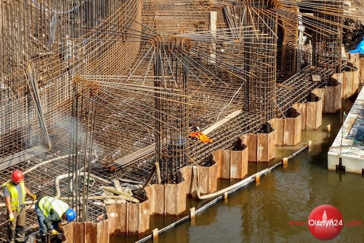Bożenna Koper fotograficznie o budowie mostu św. Jakuba w Olsztynie” w piątek w WBP 