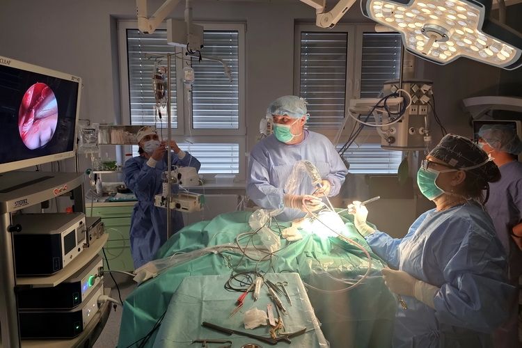 Nowatorskie operacje niemowląt w olsztyńskim szpitalu dziecięcym