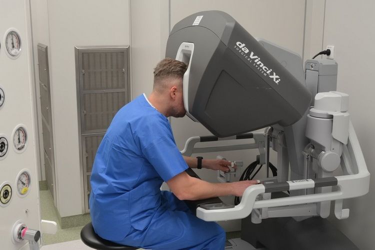 Robot da Vinci już pracuje dla pacjentów szpitala miejskiego w Olsztynie
