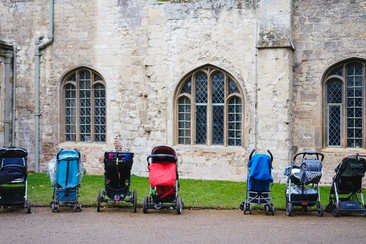 Jaki wózek dziecięcy wybrać? Wózki dziecięce